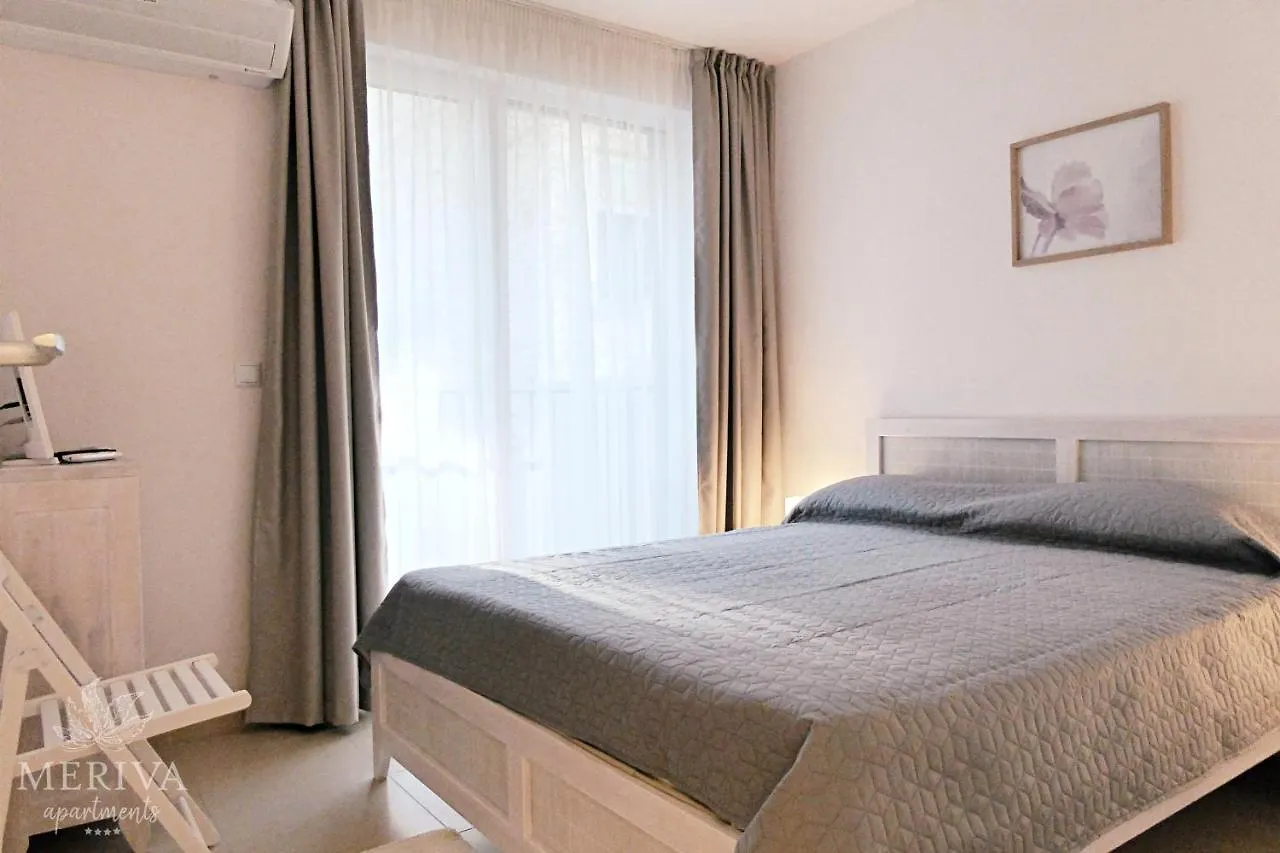 Meriva Apartments Warna